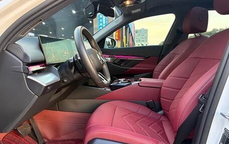 BMW 5 серия, 2025 год, 6 115 000 рублей, 9 фотография
