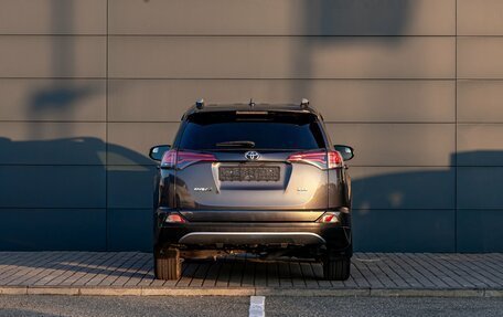 Toyota RAV4, 2018 год, 2 595 000 рублей, 5 фотография