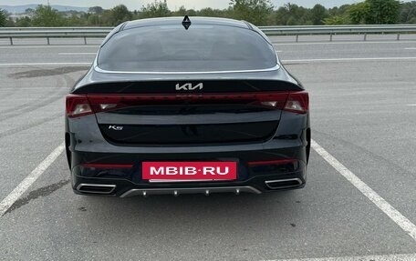 KIA K5, 2022 год, 2 350 000 рублей, 2 фотография