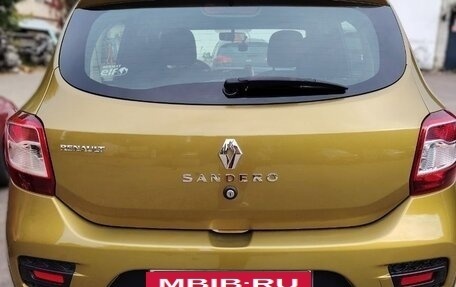 Renault Sandero II рестайлинг, 2016 год, 795 000 рублей, 10 фотография