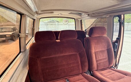 Toyota HiAce H100, 1991 год, 495 000 рублей, 15 фотография