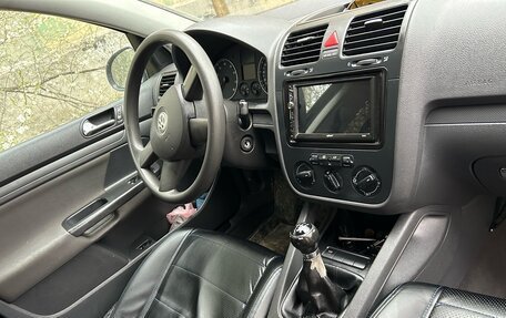 Volkswagen Golf V, 2005 год, 550 000 рублей, 8 фотография