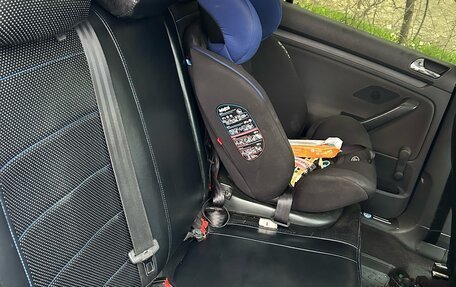 Volkswagen Golf V, 2005 год, 550 000 рублей, 7 фотография