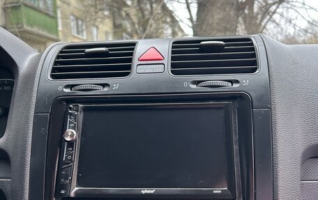Volkswagen Golf V, 2005 год, 550 000 рублей, 10 фотография