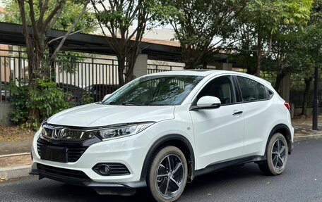 Honda Vezel, 2021 год, 1 311 000 рублей, 3 фотография
