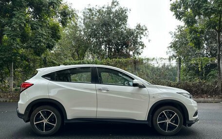 Honda Vezel, 2021 год, 1 311 000 рублей, 8 фотография