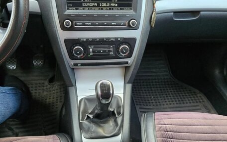Skoda Octavia, 2011 год, 750 000 рублей, 11 фотография