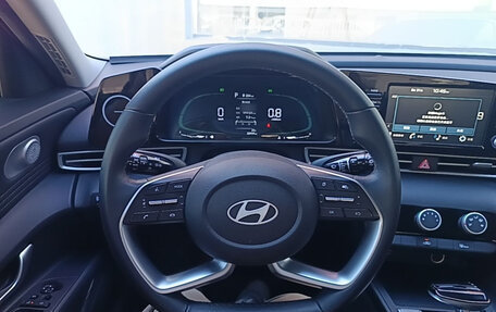 Hyundai Elantra, 2023 год, 1 356 000 рублей, 11 фотография