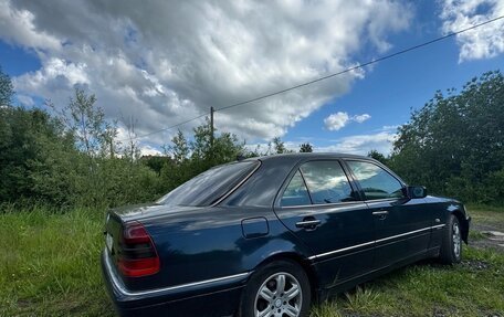 Mercedes-Benz C-Класс, 1998 год, 350 000 рублей, 2 фотография