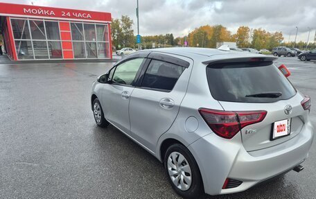 Toyota Vitz, 2019 год, 1 250 000 рублей, 6 фотография