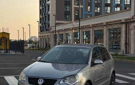 Volkswagen Polo IV рестайлинг, 2005 год, 415 000 рублей, 2 фотография