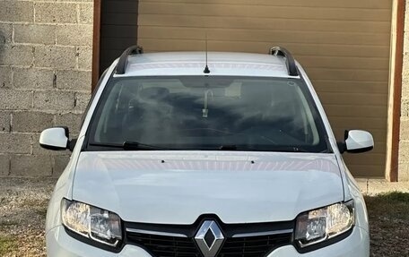 Renault Sandero II рестайлинг, 2015 год, 700 000 рублей, 4 фотография