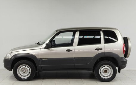 Chevrolet Niva I рестайлинг, 2015 год, 635 000 рублей, 8 фотография