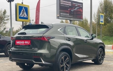 Lexus NX I, 2021 год, 3 900 000 рублей, 5 фотография