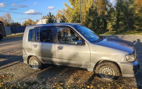 Nissan Cube II, 1998 год, 185 000 рублей, 2 фотография