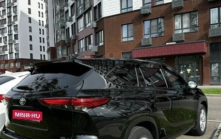 Toyota Highlander, 2020 год, 3 600 000 рублей, 12 фотография