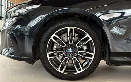BMW 5 серия, 2026 год, 6 520 000 рублей, 2 фотография