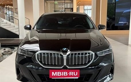 BMW 5 серия, 2026 год, 6 520 000 рублей, 3 фотография