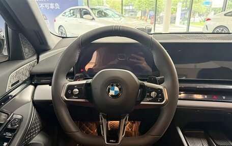 BMW 5 серия, 2026 год, 6 520 000 рублей, 14 фотография