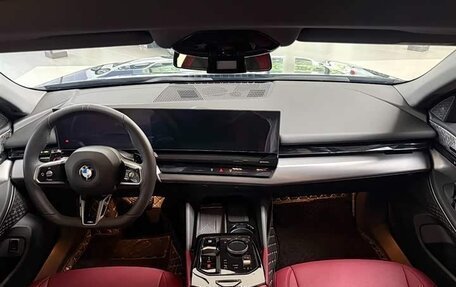 BMW 5 серия, 2026 год, 6 520 000 рублей, 11 фотография