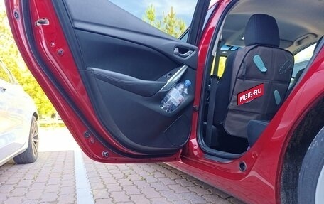 Mazda 6, 2015 год, 1 500 000 рублей, 13 фотография