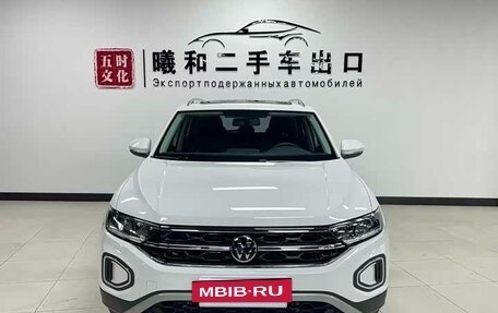 Volkswagen T-Roc I, 2023 год, 2 290 000 рублей, 5 фотография