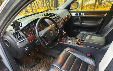 Volkswagen Touareg III, 2003 год, 850 000 рублей, 5 фотография