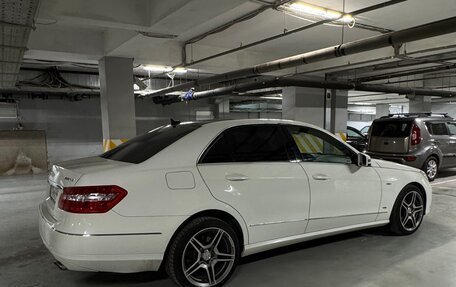 Mercedes-Benz E-Класс, 2010 год, 1 180 000 рублей, 8 фотография