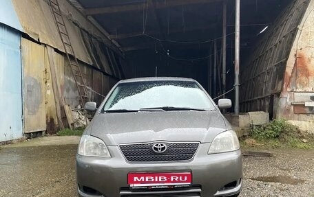 Toyota Corolla, 2004 год, 550 000 рублей, 1 фотография
