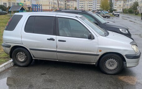 Toyota Raum I, 1999 год, 300 000 рублей, 2 фотография