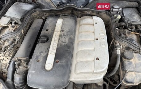 Mercedes-Benz E-Класс, 2003 год, 810 000 рублей, 10 фотография