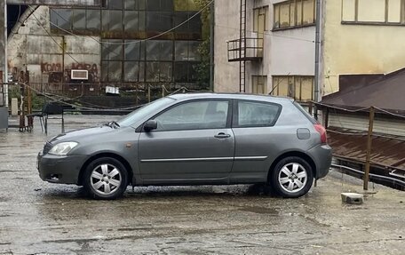 Toyota Corolla, 2004 год, 550 000 рублей, 2 фотография
