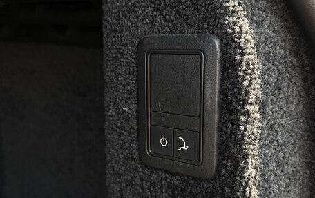 Land Rover Range Rover IV рестайлинг, 2016 год, 4 500 000 рублей, 8 фотография