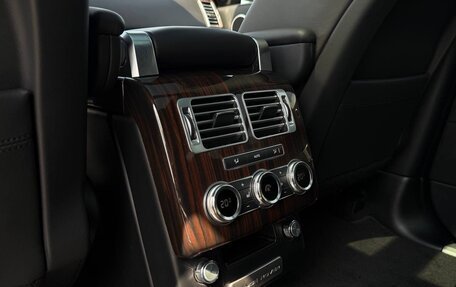 Land Rover Range Rover IV рестайлинг, 2016 год, 4 500 000 рублей, 14 фотография