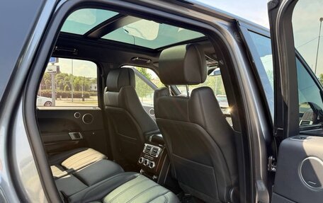 Land Rover Range Rover IV рестайлинг, 2016 год, 4 500 000 рублей, 16 фотография