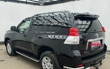 Toyota Land Cruiser Prado 150 рестайлинг 2, 2013 год, 2 950 000 рублей, 4 фотография