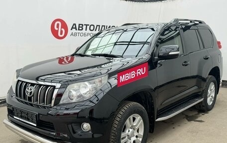 Toyota Land Cruiser Prado 150 рестайлинг 2, 2013 год, 2 950 000 рублей, 2 фотография