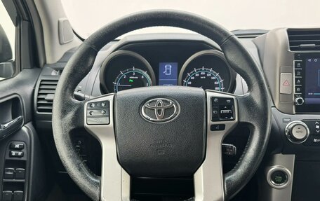 Toyota Land Cruiser Prado 150 рестайлинг 2, 2013 год, 2 950 000 рублей, 18 фотография