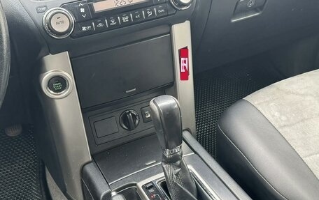 Toyota Land Cruiser Prado 150 рестайлинг 2, 2013 год, 2 950 000 рублей, 16 фотография
