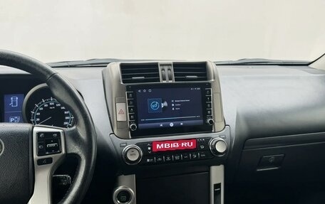Toyota Land Cruiser Prado 150 рестайлинг 2, 2013 год, 2 950 000 рублей, 17 фотография