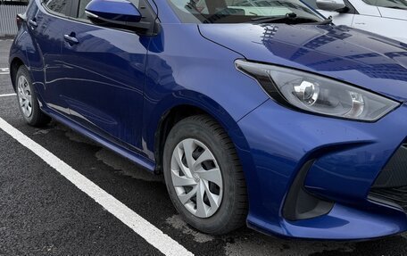 Toyota Yaris, 2021 год, 1 110 000 рублей, 5 фотография