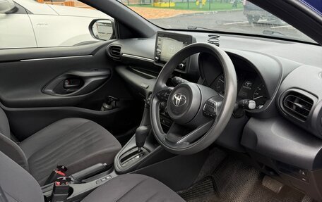 Toyota Yaris, 2021 год, 1 110 000 рублей, 6 фотография