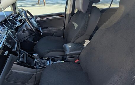 Volkswagen Touran III, 2016 год, 1 450 000 рублей, 22 фотография