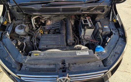 Volkswagen Touran III, 2016 год, 1 450 000 рублей, 30 фотография