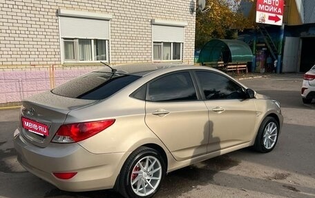 Hyundai Solaris II рестайлинг, 2014 год, 699 900 рублей, 3 фотография