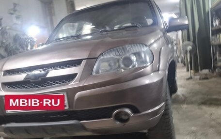 Chevrolet Niva I рестайлинг, 2015 год, 320 000 рублей, 2 фотография