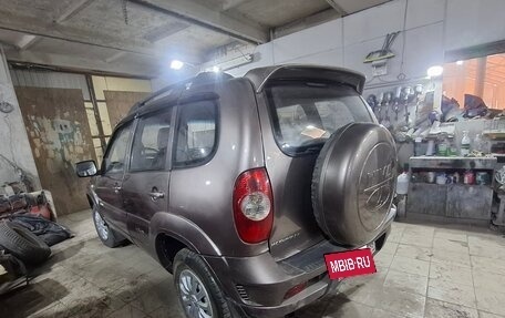Chevrolet Niva I рестайлинг, 2015 год, 320 000 рублей, 3 фотография