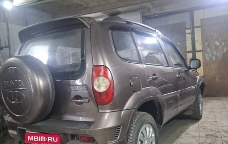 Chevrolet Niva I рестайлинг, 2015 год, 320 000 рублей, 4 фотография