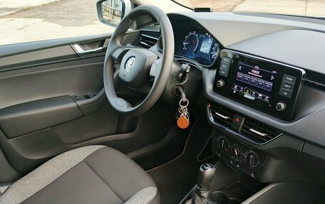 Skoda Rapid II, 2020 год, 1 345 000 рублей, 19 фотография