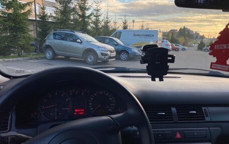 Audi A6, 1999 год, 650 000 рублей, 10 фотография